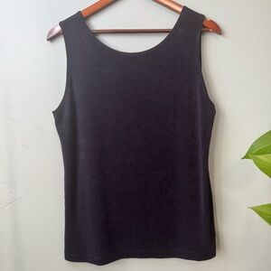 Chico’s Travelers Navy Blue Scoop Neck Tank Top. Size 2 or Large